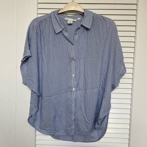 H&M Lightweight Blue and White Striped Button Up